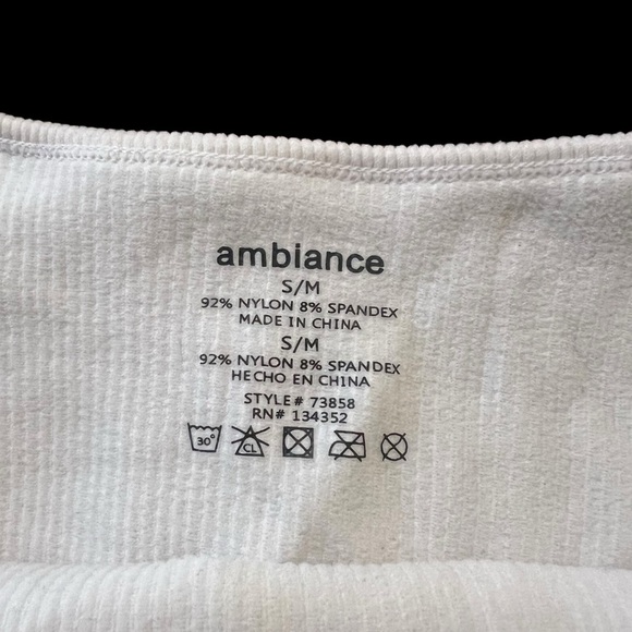 Womens white cropped tank top - Picture 3 of 3